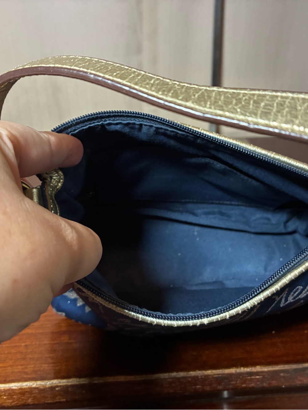 Coach Poppy New York Script Mini Bag and Wristlet - Picture 4 of 10